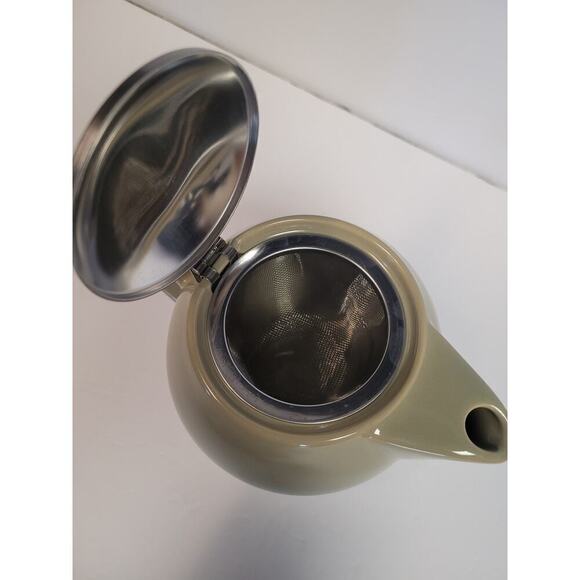 Bee House Tea Pot Green Ceramic Metal Japan Removable Infuser Strainer EUC - Picture 3 of 9